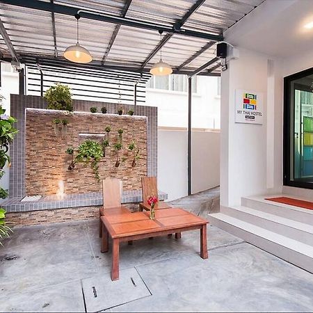 My Thai Hostel Bangkok Esterno foto