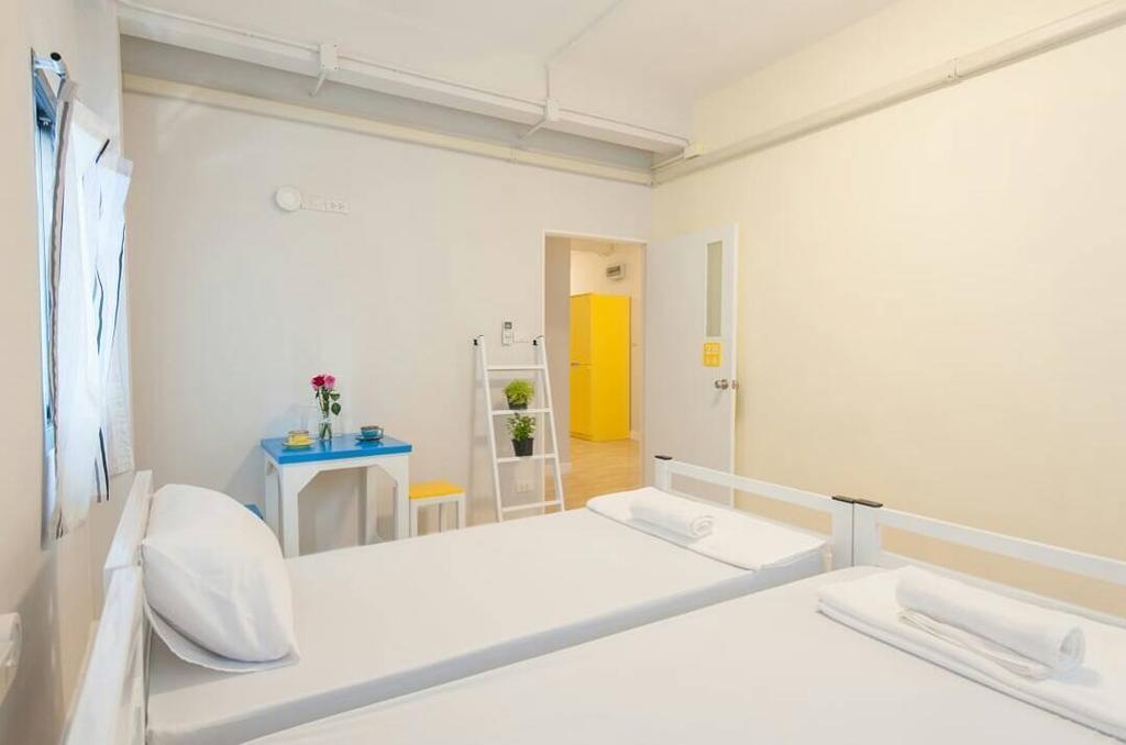 My Thai Hostel Bangkok Esterno foto