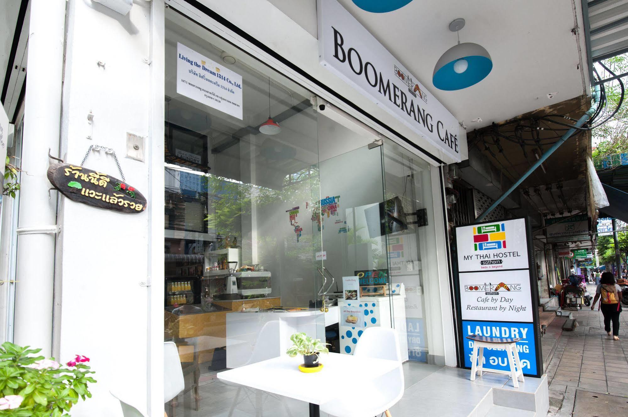 My Thai Hostel Bangkok Esterno foto