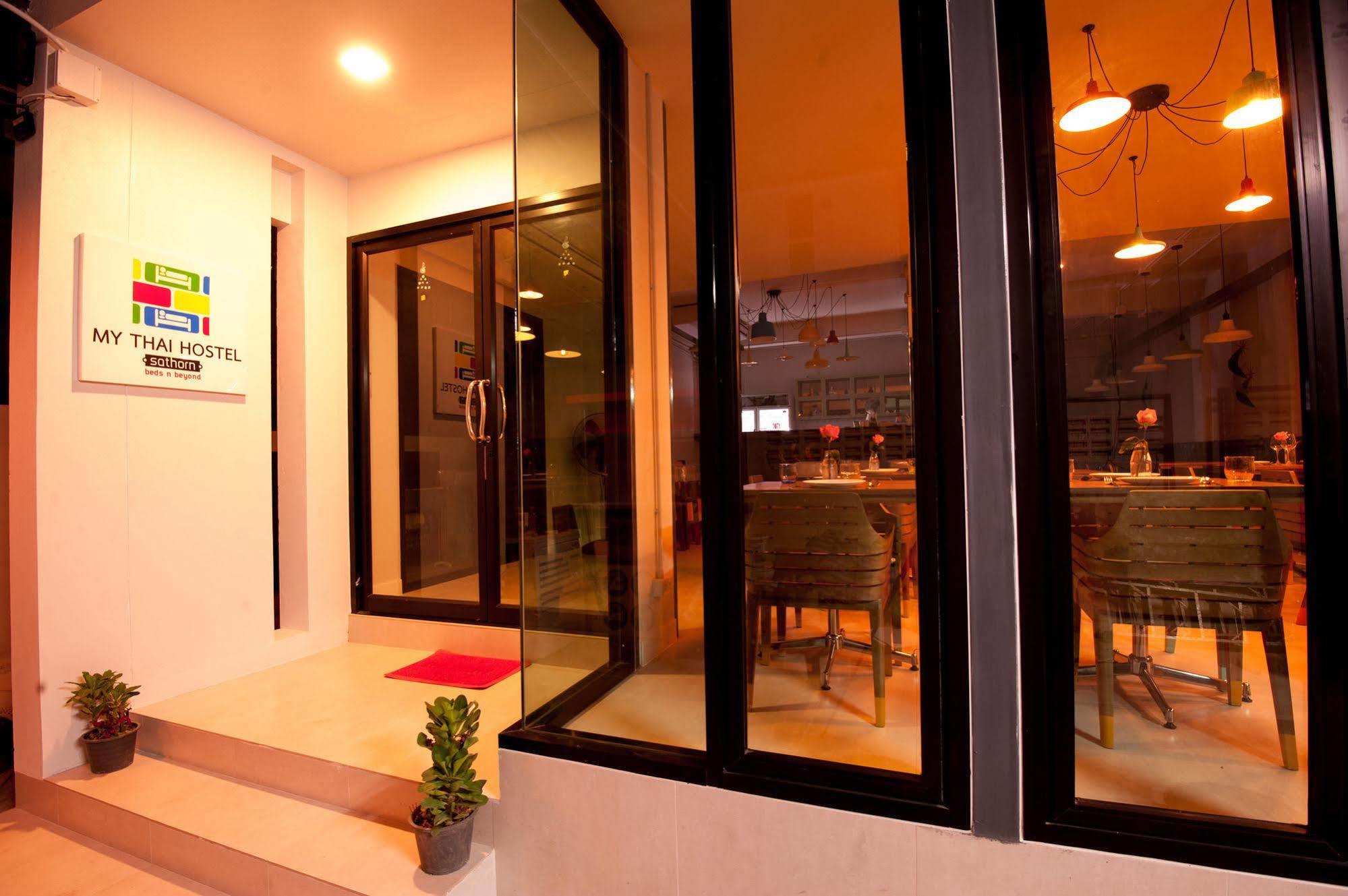 My Thai Hostel Bangkok Esterno foto